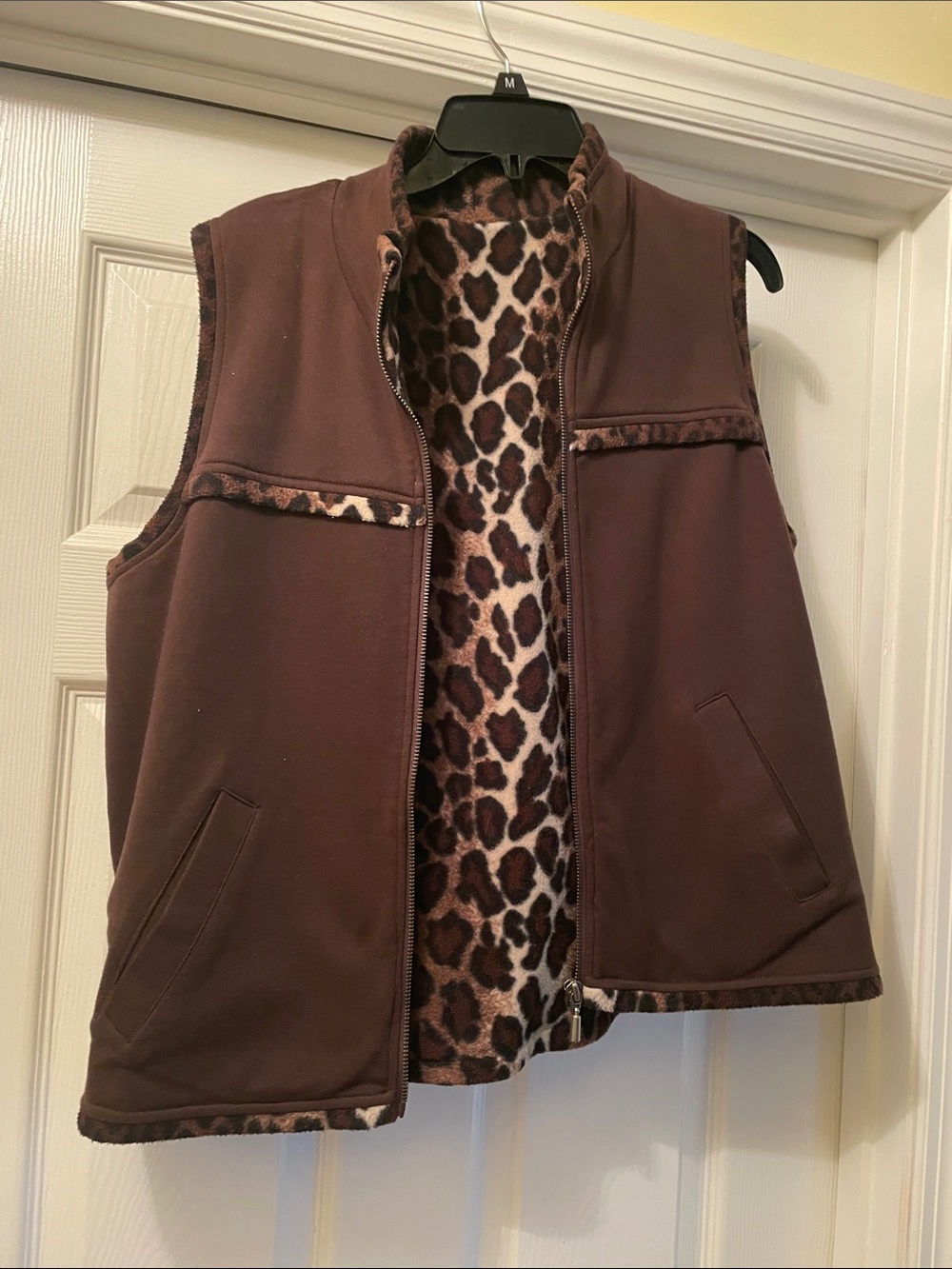 Source Unknown Brown Vest with Leopard-Print Lining